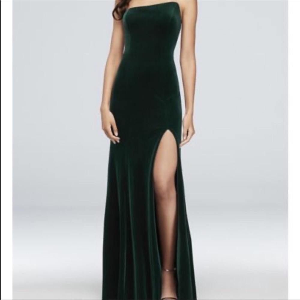 Betsy & Adam strapless velvet dress